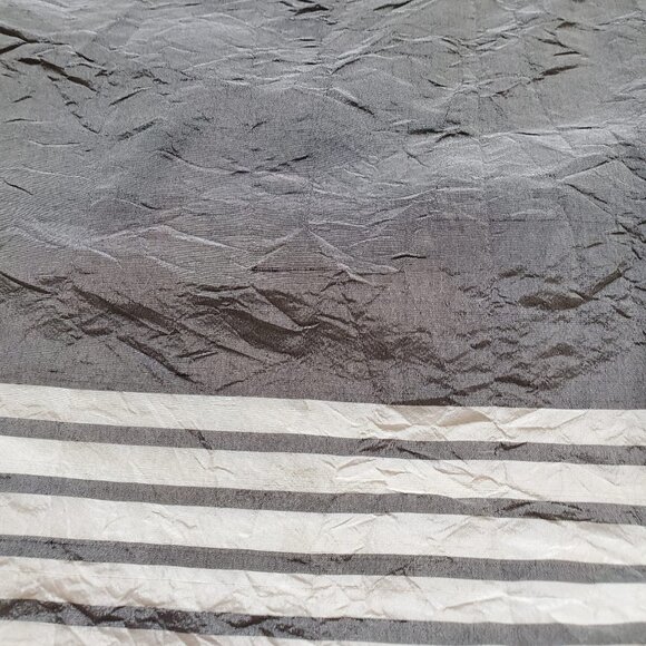 Giorgio Armani Silk Long Pencil Skirt. Size 46 - Picture 2 of 12